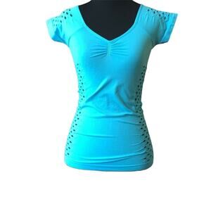 Touch Me Seamless Cutouts on Sides Ruched T shirt Small